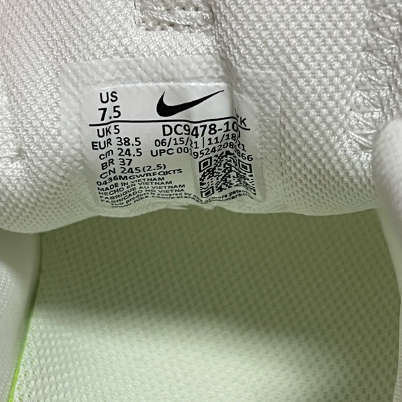 Nike Womens Air Max 2021 DC9478-100 Size 7.5 - Picture 13 of 14